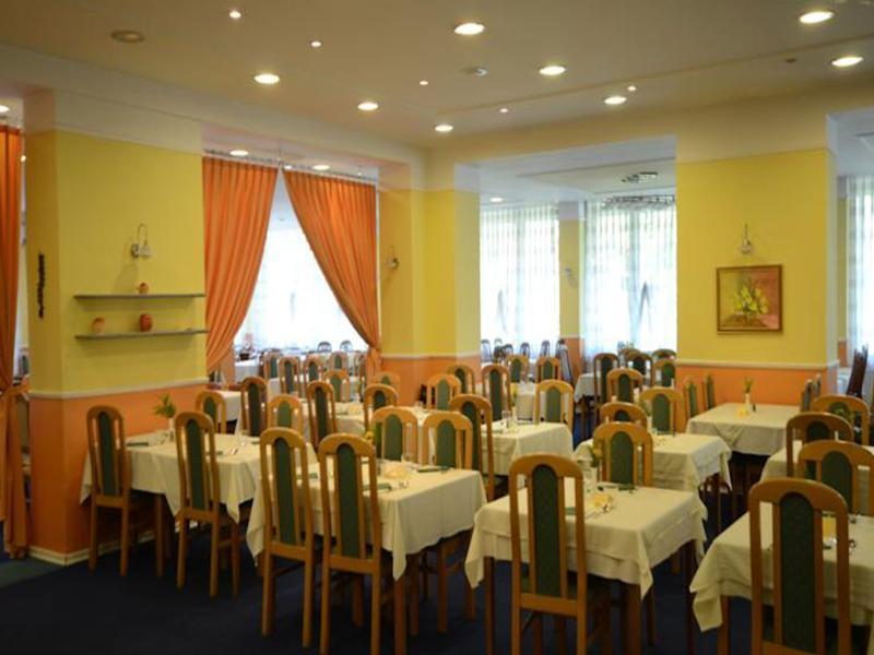 Hotel Krim Μπλεντ Εξωτερικό φωτογραφία