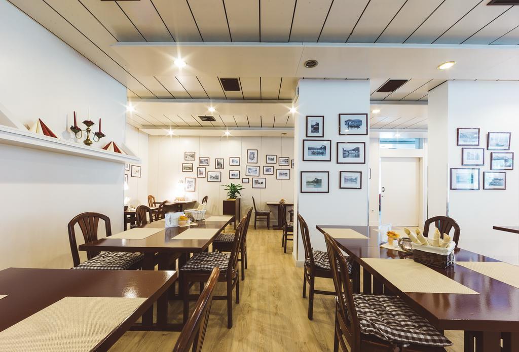 Hotel Krim Μπλεντ Εξωτερικό φωτογραφία